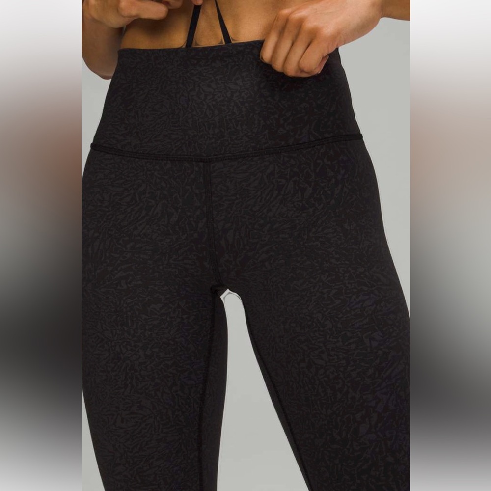 Lululemon wunder train size 2.